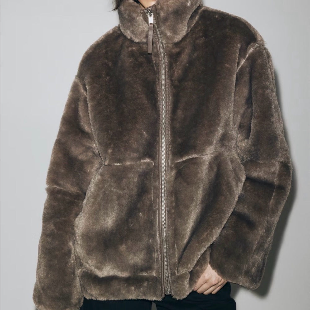 H&M Taupe Faux Fur Coat Oversized Size XS - Picture 7 of 10